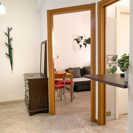 Modern 1 Bedroom Near Metro Roma Ngoại thất bức ảnh