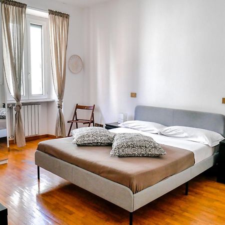 Modern 1 Bedroom Near Metro Roma Ngoại thất bức ảnh