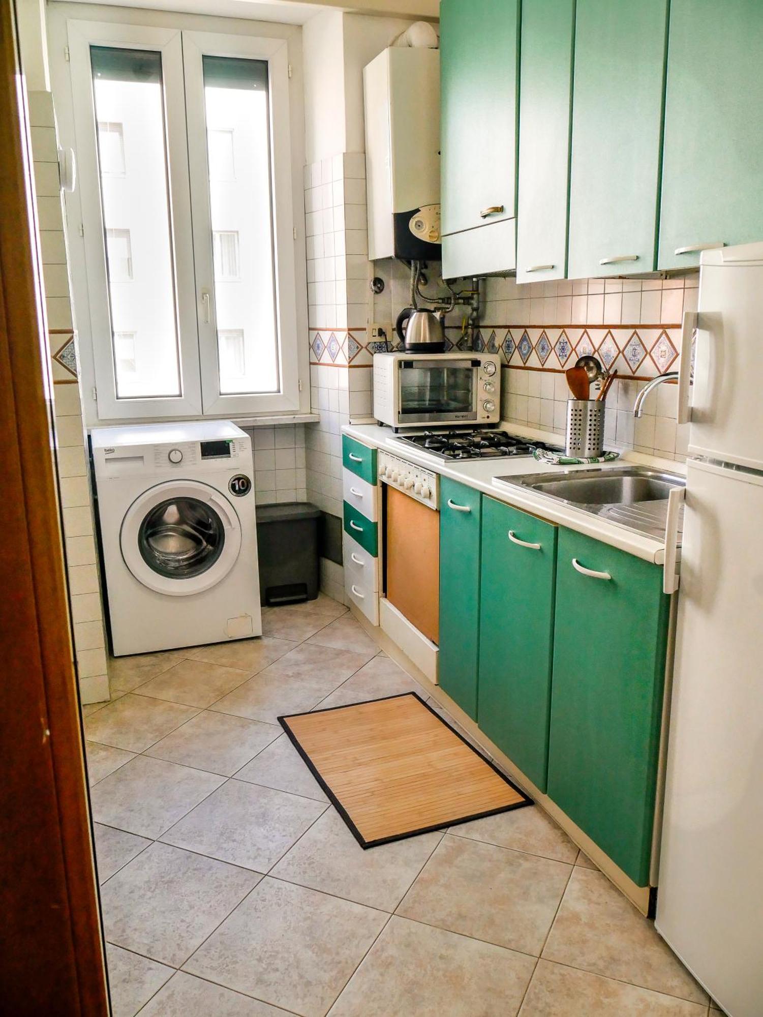 Modern 1 Bedroom Near Metro Roma Ngoại thất bức ảnh